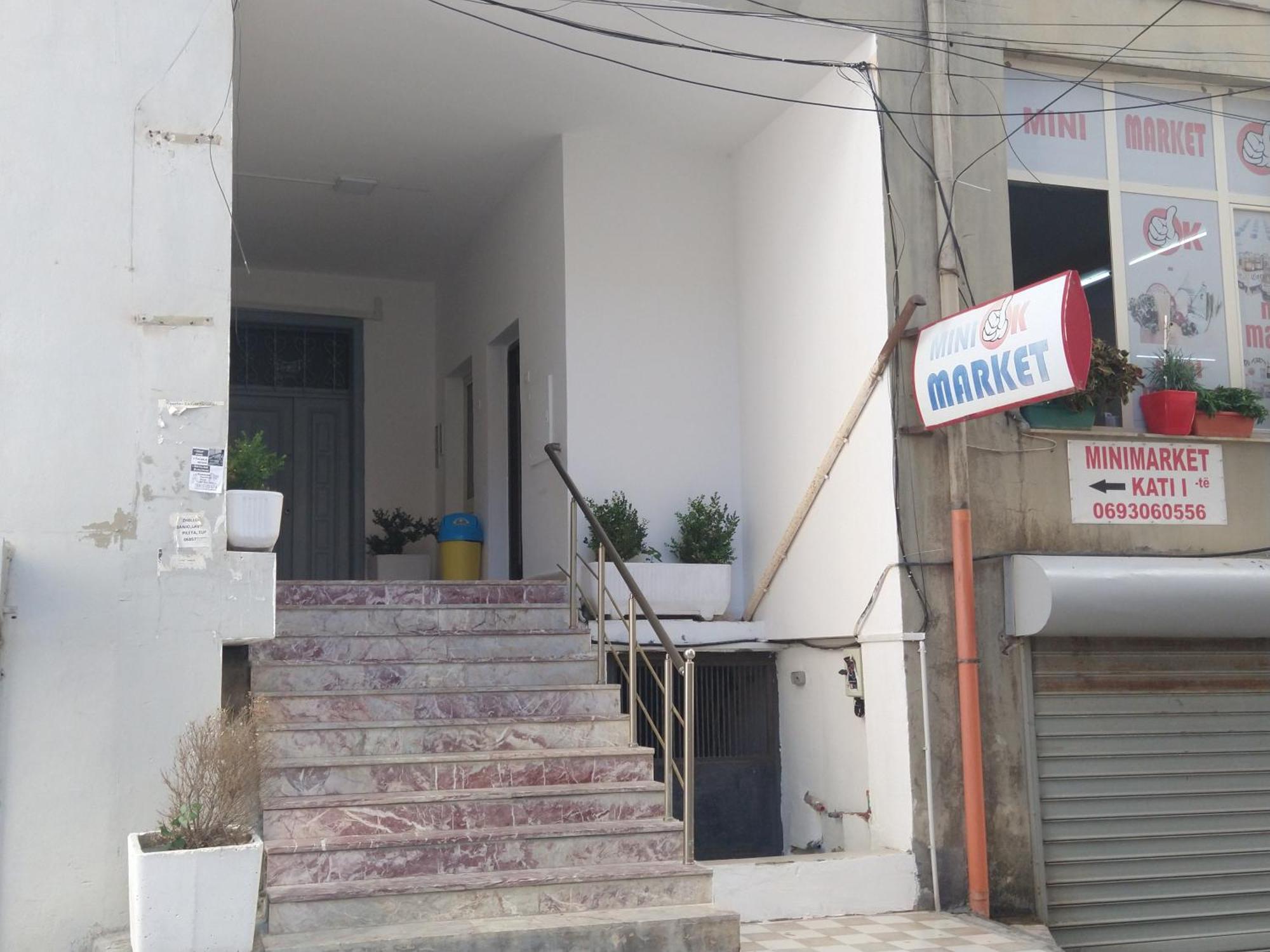 Durazzo Vollga 2 Apartment ดูร์เรส ภายนอก รูปภาพ